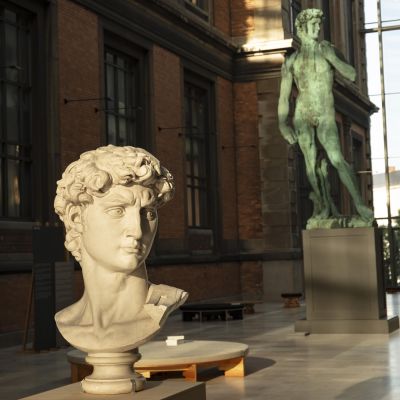 Michelangelo guided tour: One original and two reproductions